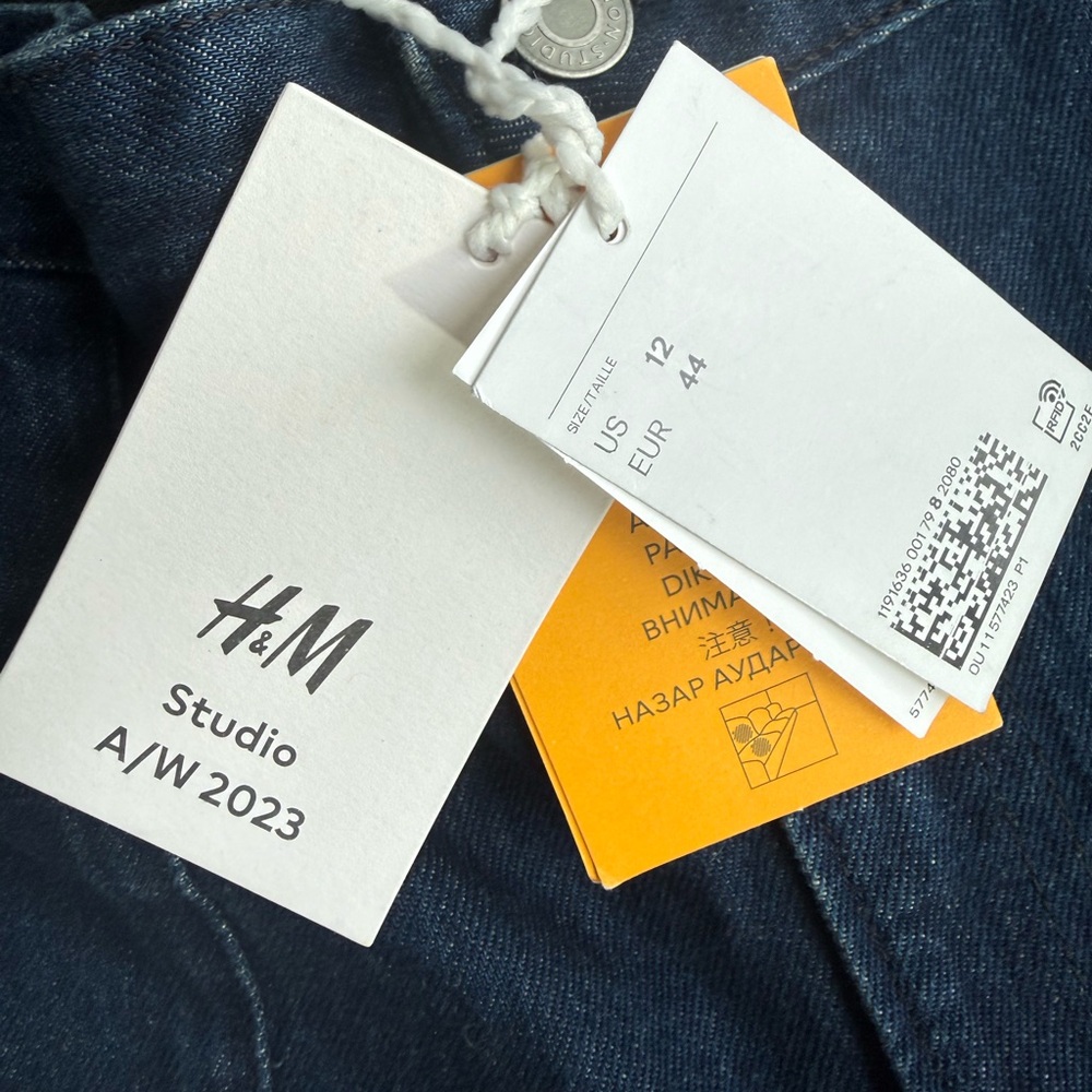 NWT H&M Studio A/W 2023 Two-Tone Wide-Leg Baggy Jeans | US 12 / EUR 44 - Picture 5 of 5